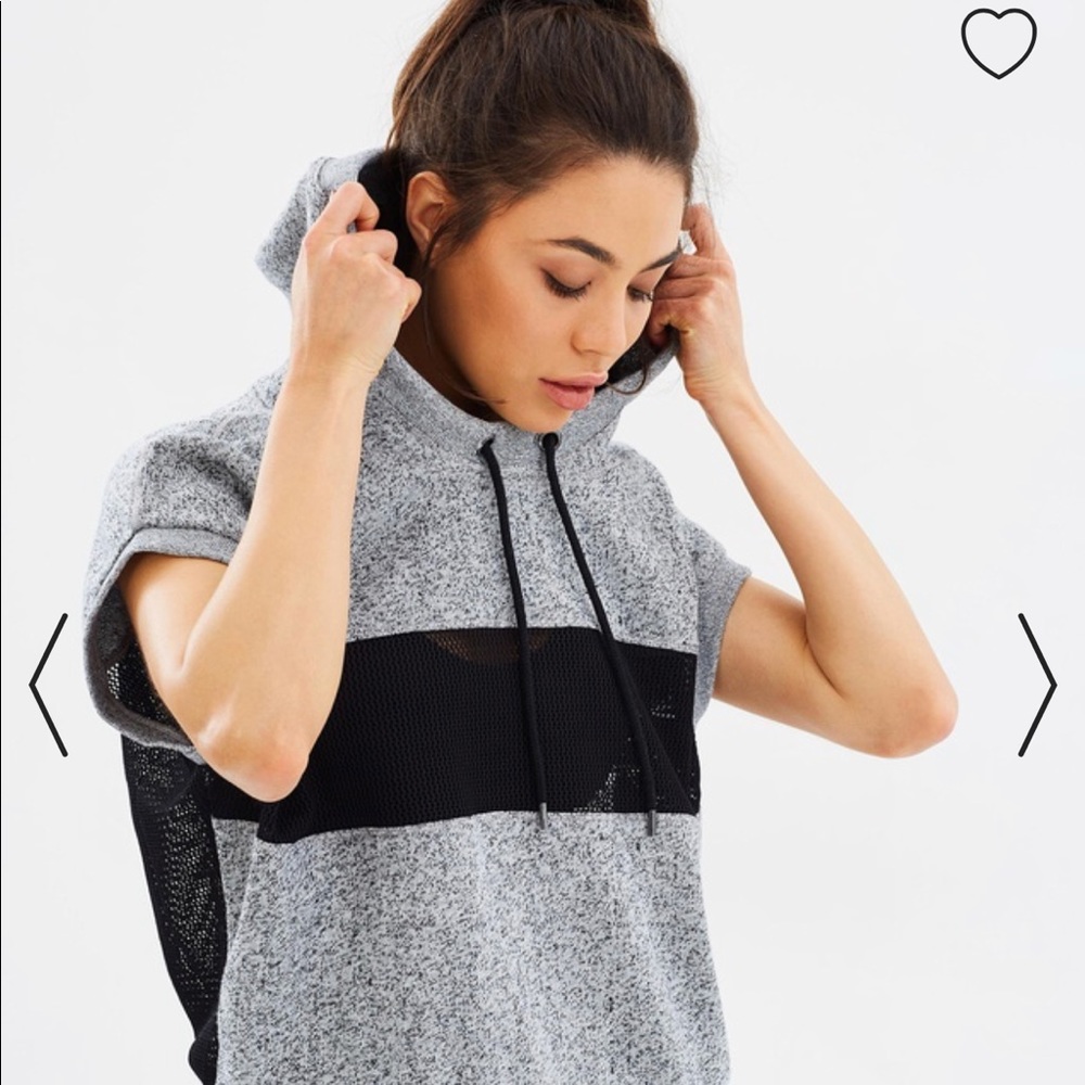 Lorna Jane Top